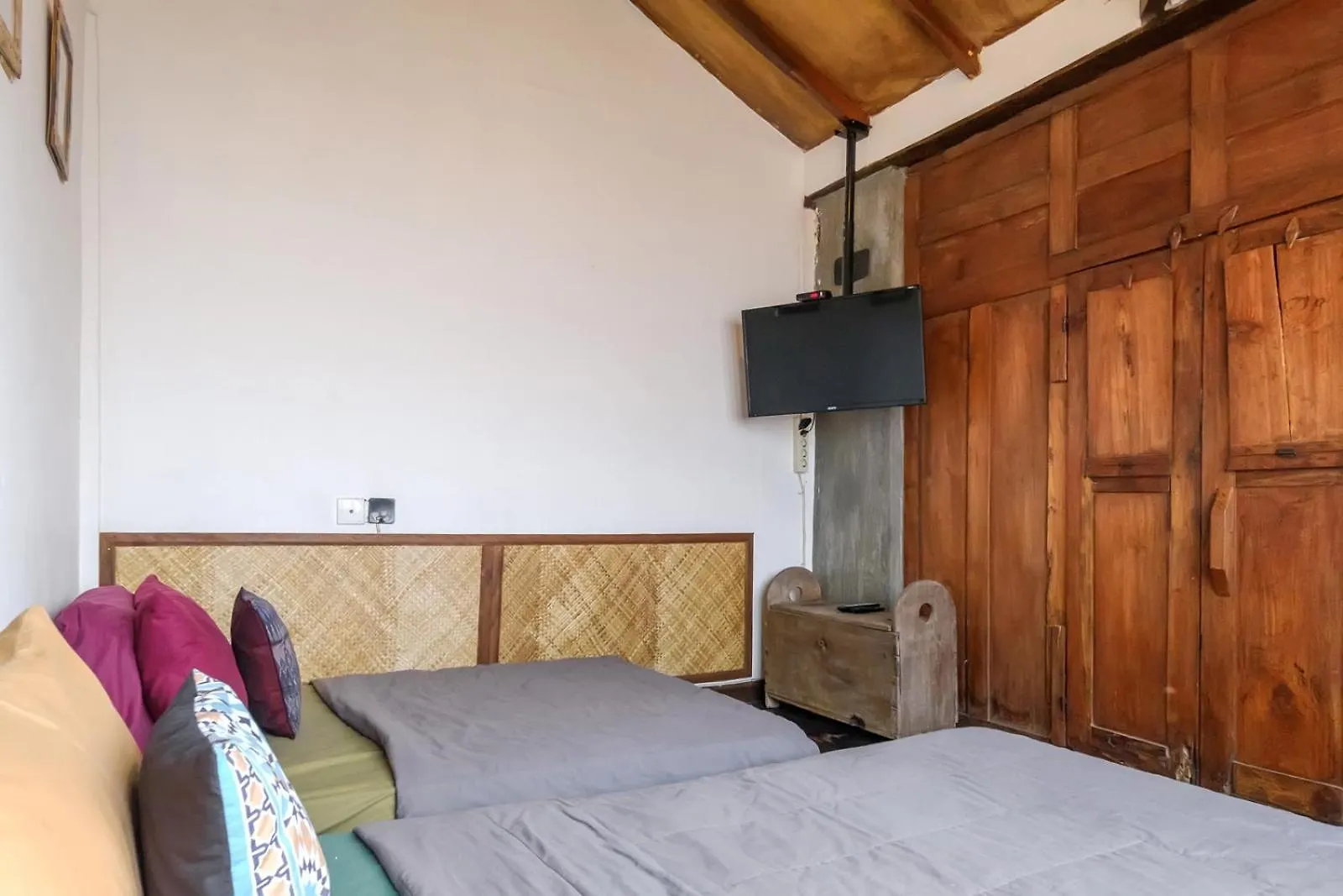 בית הארחה Twospaces Living At Bunga Desa, Jimbaran